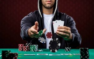 Top 8 Legendary Poker Players of All-Time